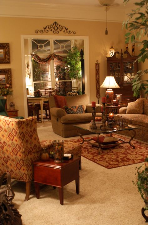 Tuscan Living Rooms, Tuscany Decor, Traditional Design Living Room, Rooms Decoration, Tuscan Decor, French Country Living Room, Living Room Warm, Casa Vintage, Classic Living Room