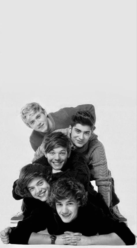 One Direction Wallpaper Iphone, 1d Day, Gambar One Direction, One Direction Wallpaper, One Direction Photos, Taylor Swift Posters, Best Song Ever, One Direction Pictures, I Love One Direction