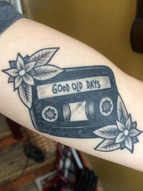 The Office Andy, Mixtape Cassette, Traditional Tattoo Sleeve, New School Tattoo, Good Old Days, Black Ink Tattoos, Old Days, Old School Tattoo, Body Tattoos