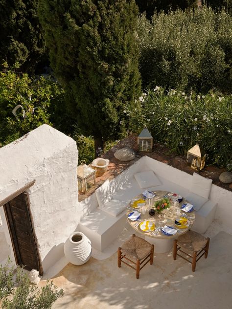 Designer John Stefanidis has created a home with a mythic quality on the Greek island of Patmos | House & Garden Patmos Greece, Swedish Country House, Greece House, Greek Garden, Greek Villas, Greek House, Ibiza Spain, Stone Bench, Island House