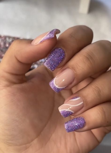 Purple And Sparkle Nails, Dark Purple Prom Nails, Lilla Nails, Rapunzel Wedding, Purple Glitter Nails, Idea Nail, Wow Nails, Nail Art For Beginners, Subtle Nails