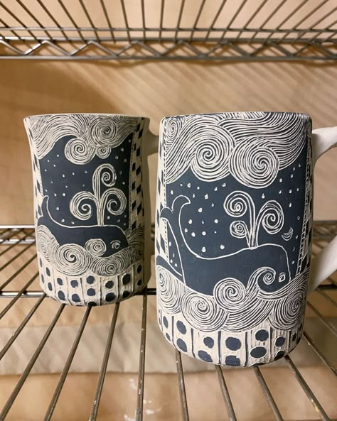 Whales at night, done in the sgraffito technique, on handmade stoneware mugs. Sgraffito Technique, Pottery Patterns, Zen Doodle Art, Pottery Handbuilding, Clay Mugs, Pottery Crafts, Ceramics Pottery Art, Pottery Cups, Ceramics Projects