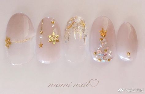 Japanese Christmas Nails, Champagne Nails, Xmas Nail Art, Hello Nails, Gel Nail Art Designs, Fantasy Nails, Christmas Gel Nails, Goth Nails, Nails Christmas