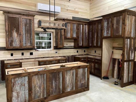 Pole Barn Homes Interior, Pole Barn Home, Shop Exterior, Rent House, Tin Kitchen, Barn Kitchen, Rustic Kitchen Cabinets, Farmhouse Kitchen Remodel, Home On A Budget