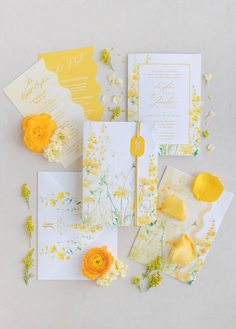 Bright & Joyful Yellow Wedding Inspiration at Riverfront Venue in Vermont Green And Yellow Wedding Theme, Yellow Theme Wedding, Green And Yellow Wedding, Yellow Themed Wedding, Pale Yellow Weddings, Southern Wedding Invitations, Yellow Invitation, Yellow Stationery, Yellow Wedding Inspiration