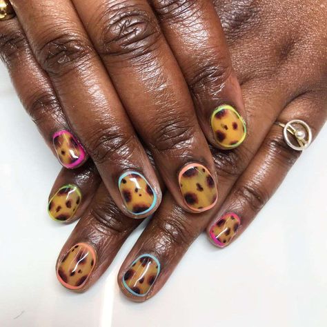 Short Nail Designs Tortoise Shell, Short Tortoise Nails, Shell French Tip Nails, Tortoise Shell French Tip, Tortoise Shell Print, Nutrition And Mental Health, Instagram Heart, Shell Print, Short Nail