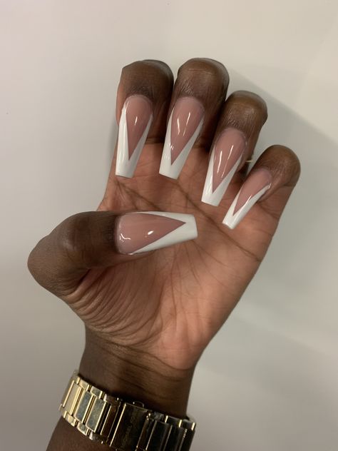 V Shaped French Tip Nails Coffin, Brown V French Tip Nails, Black V Shape French Tip Nails, Coffin Brown French Tip Nails, French Nails Coffin Shape, V French Tip Nails Coffin, V Shape French Tip Nails, Black Outline French Tip Nails Coffin, V Tip French Nails