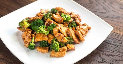 The Galveston Diet: Almond Chicken and Broccoli Recipe Easy Macro Dinner Recipes, Galveston Diet Recipes, Almond Broccoli, The Galveston Diet, Chicken Photos, Mary Claire Haver, Galveston Diet, Chicken With Broccoli, Taco Bowl Recipe