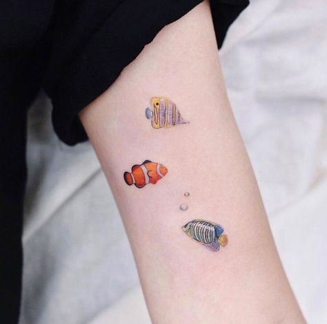 Small Watercolor Tattoo, Romantic Tattoo, 16 Tattoo, Shape Tattoo, Muster Tattoos, Small Girl Tattoos, Disney Tattoo, Original Tattoos, Fish Tattoo