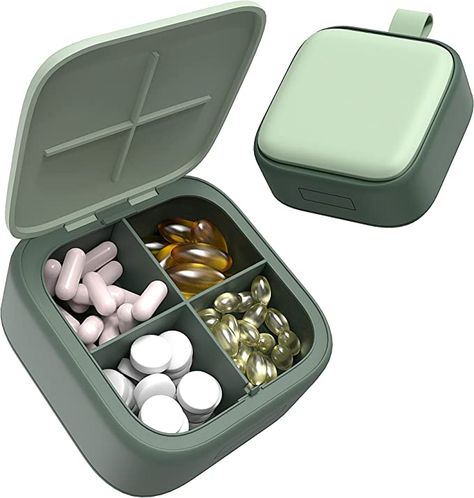 Travel Vitamin Case, Dubai Essentials, Pill Case Aesthetic, Supplement Organizer, Pill Organizer Ideas, Medication Organizer, Travel Pill Organizer, Travel Pill Case, Fish Oil Vitamins