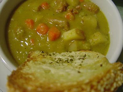 Ina's Split Pea Soup---best split pea soup ever Split Pea Ham Soup, Yellow Split Pea Soup, Ham Soup Recipes, Ham Bone Soup, How To Cook Chorizo, Split Pea Soup Recipe, Pea And Ham Soup, Soups Stews Chilis, Ina Garten Recipes