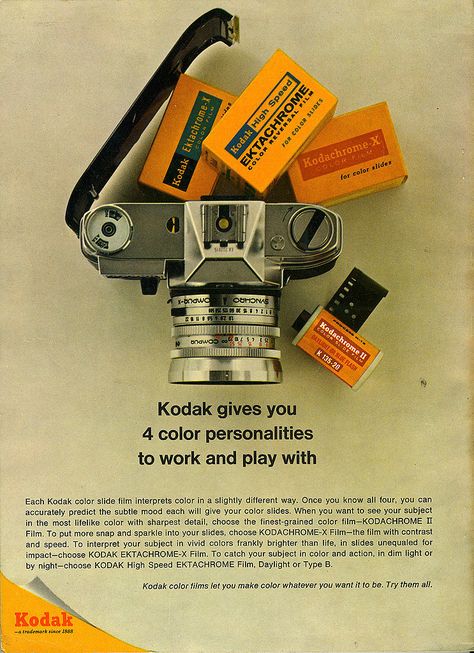 23 Vintage Camera Ads That Put Instagram to Shame - ReadWrite Fotocamere Vintage, Kodak Camera, Kodak Film, Old Cameras, Classic Camera, Retro Camera, Retro Ads, Old Camera, Color Film