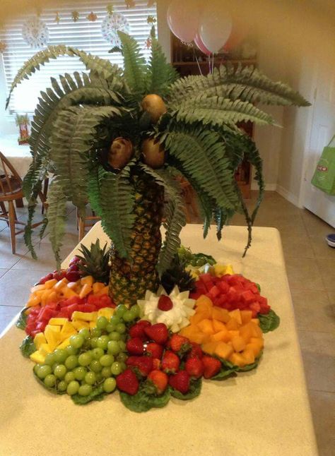 Platter Ideas Party, Fruit Platter Ideas Party, Fruit Platter Ideas, Palm Tree Fruit, Fruit Centerpieces, Fruit Decoration, Fruit Trays, Platter Ideas, Pool Party Ideas