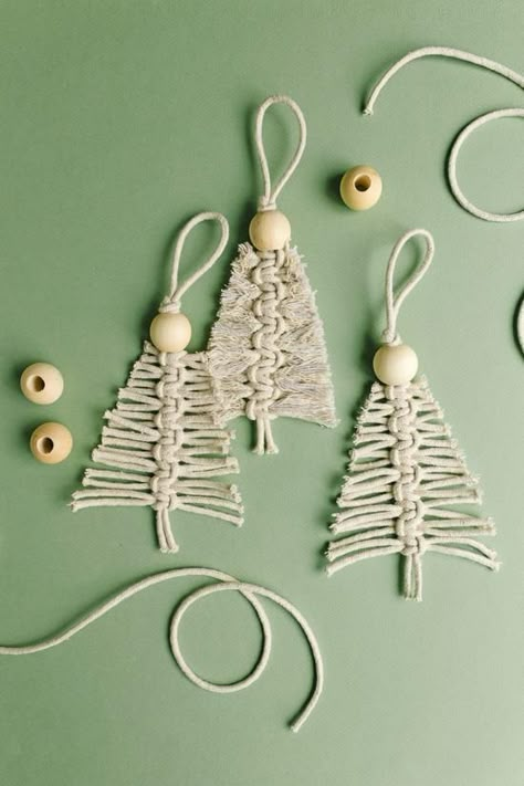 Monogram Ornaments Diy, Diy Macrame Christmas, Christmas Decs, Ann Wood, Neutral Christmas Decor, Macrame Christmas, Christmas Yarn, Holiday Crafts Diy, Pretty Life