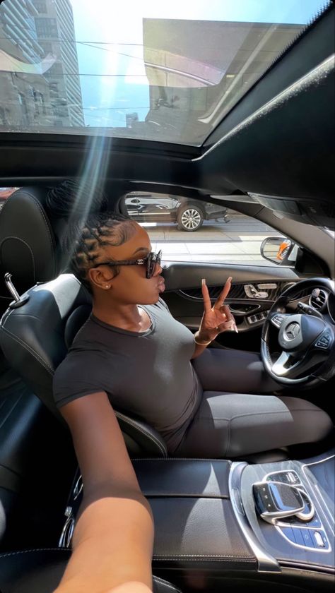 Girls Driving, Vision Board Photos, Rich Girl Lifestyle, Vision Board Inspiration, Black Femininity, Luxury Lifestyle Dreams, Best Version Of Yourself, Future Lifestyle, Dream Lifestyle