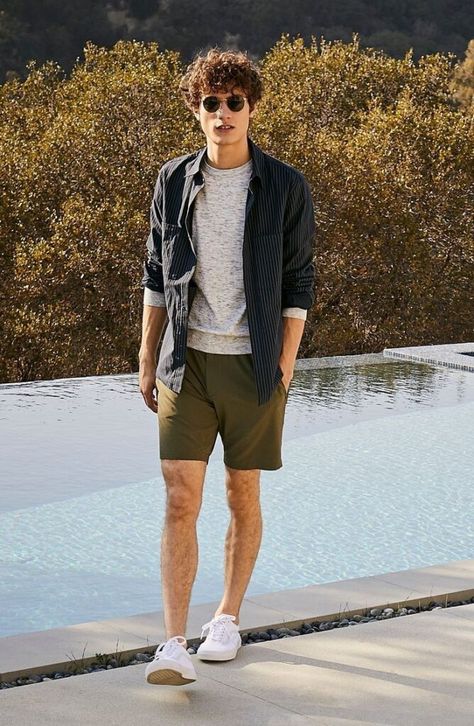 40 Best Outfits for Teenage Guys in 2022 Teen Guy Outfits, Green Shorts Outfit, Outfits For Teenage Guys, Boys Summer Fashion, Teenage Guys, Mens Shorts Outfits, Teenage Outfits, Mens Summer Outfits