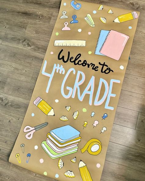 All posts ��• Instagram School Banners, Classroom Banner, Teacher Doors, Elementary Classroom Decor, Apple Barrel, School Banner, Custom Banners, Teacher Classroom, Brown Paper