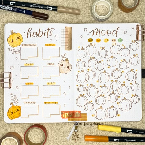 Pumpkin Mood Tracker, October Bullet Journal Calendar, Pumpkin Bullet Journal, Bullet Journal October Theme, Random Journal, Bujo Trackers, October Bujo, Monthly Bullet Journal Layout, October Journal