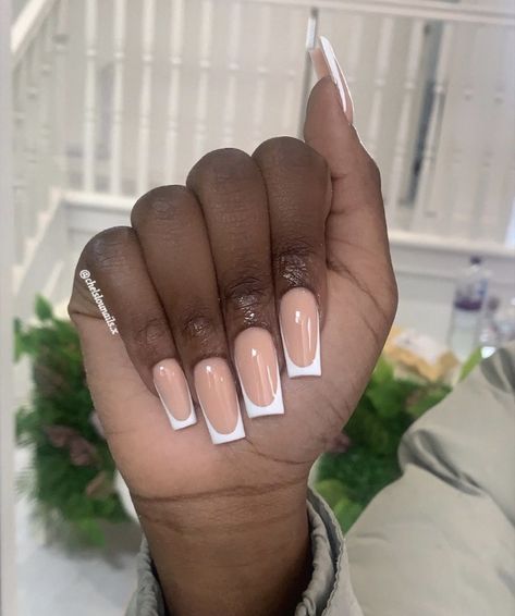 Nude Base French Tip, Beige French Nails, Ongles Beiges, Cartoon Nail Designs, Almond Nails French, Acrylic Nail Set, Beige Nails, Glow Nails, French Acrylic Nails