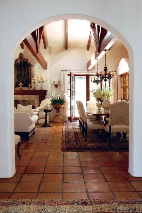 Salons Cottage, Hacienda Homes, Hacienda Style Homes, Mexico House, Casa Country, Mexican Home, Spanish Style Home, Casas Coloniales, Spanish Style Homes