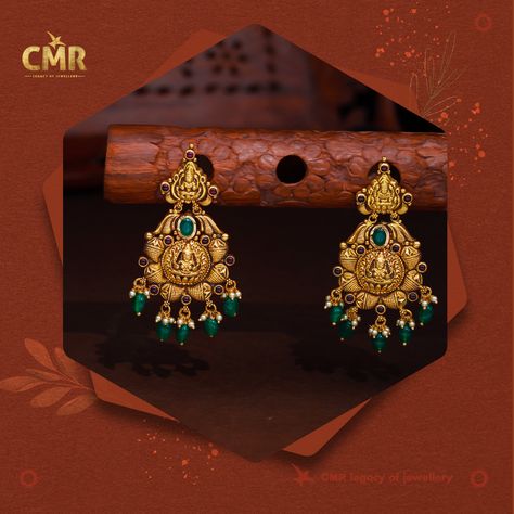 Cmr Jewellers, Temple Jewellery Earrings, Lakshmi Devi, Simple Gold Earrings, Antique Gold Earrings, Gold Jewels Design, Neck Pieces Jewelry, Antique Necklaces Design, Gold Items