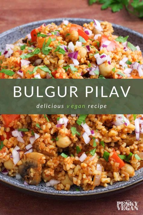 Featuring a range of textures and a delicious smoky flavour, this one-pot bulgur pilav combines tomatoes and chickpeas for a nutritious dish that comes together in around 40 minutes. #vegan #vegandinner #bulgurwheat #pilaf #onepotmeal #thepeskyvegan Bulgur Vegan, Bulgar Recipes, Bulgur Pilaf, Bulgur Recipes, Fried Quinoa, Vegan Party Food, Wheat Recipes, Mint Recipes, Vegan Dinner