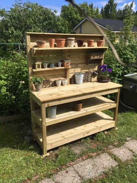 Potting Benches Diy, Garden Work Bench, Diy Garden Table, Potting Bench Plans, Garden Shed Interiors, Outdoor Potting Bench, Garden Station, Garden Sink, Potting Table