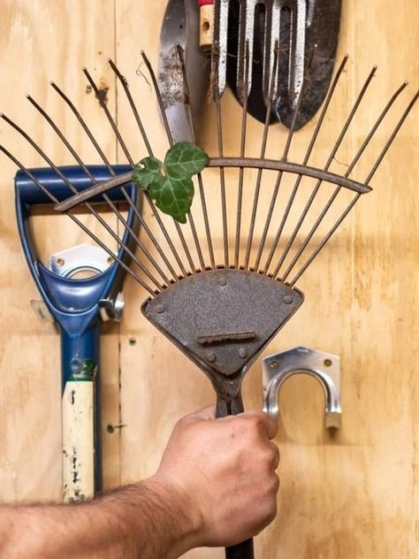 Old Garden Tools, Old Garden, White Chalk Paint, Farm Signs, White Chalk, Bird Seed, Wooden Planks, Garden Features, Waterproof Led