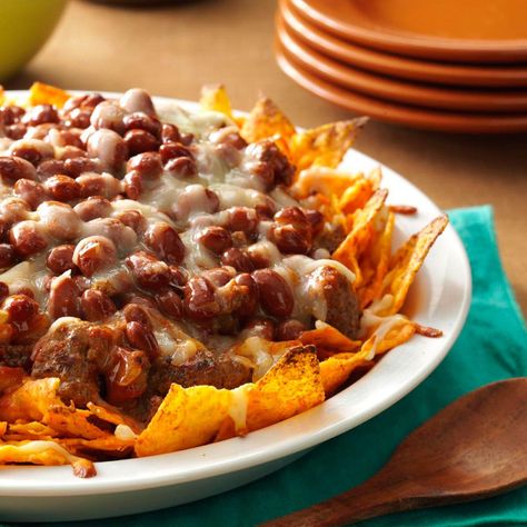 Nacho Pie Recipe -In place of the ground beef and mozzarella cheese, consider topping this zesty pie with lean ground sausage and cheddar cheese. It tastes just as good.—LaVerna Mjones, Moorhead, Minnesota Nacho Pie, Dinner Pies, Ground Sausage, Football Food, Game Day Food, Mexican Dishes, Beef Dishes, Taste Of Home, Pie Recipe