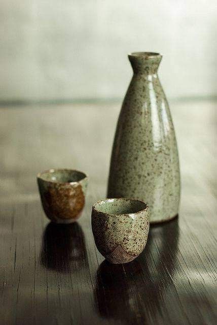 Sake Tasting, Iron Filings, Sake Cups, Sake Cup, Sake Set, Keramik Design, Ceramic Bottle, Pottery Crafts, Pottery Classes