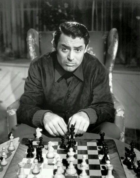 Chess anyone? Our Man In Havana, Gary Grant, Alec Guinness, To Catch A Thief, English Gentleman, Playing Chess, Lauren Bacall, Old Hollywood Stars, Talk Of The Town