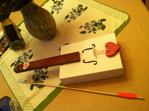 Find out how here: https://mywinespill.com/diy-homemade-violin/ Recycled Instruments, Diy Violin, Violin Pics, Homemade Instruments, Diy Music, Learn Violin, Diy Instruments, 3d Printer Diy, 3d Printing Pen