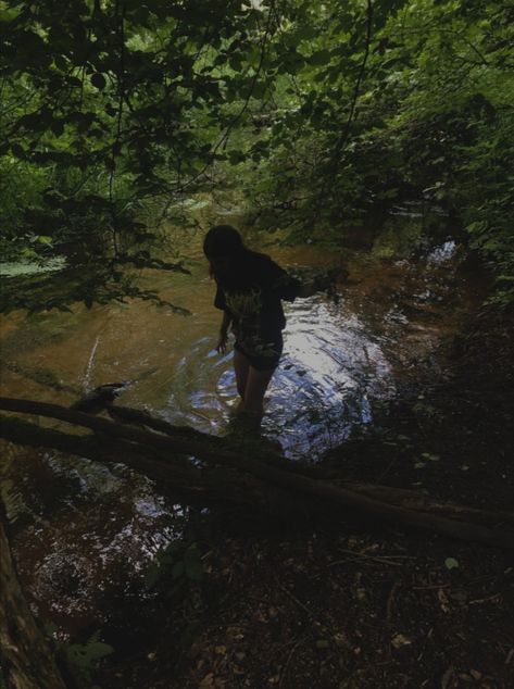 #forest#river#water#forestriver#me#mecore#dropdead#summer#grunge#grungegirl#alt#altgirl Grunge Teen, Grunge Summer, Summer Grunge, Dark Summer, Hippie Aesthetic, River Water, Summer Goals, Grunge Girl, Forest River