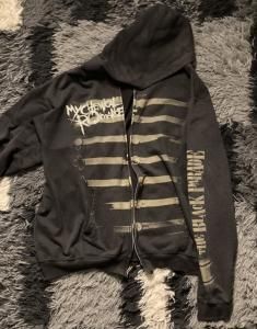 Emo Hoodie, The Black Parade, Black Parade, E Sports, Emo Outfits, Cool Fits, My Chemical, Swaggy Outfits, Goth Outfits