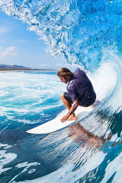 Surf Wave Sea Ocean Sports #iPhone #4s #Wallpaper Surfing Wallpaper, Sea Sports, Surf Photos, Ocean Iphone, Ocean Sports, Mavericks Surfing, Gopro Surfing, Surfer Boys, Soul Surfer