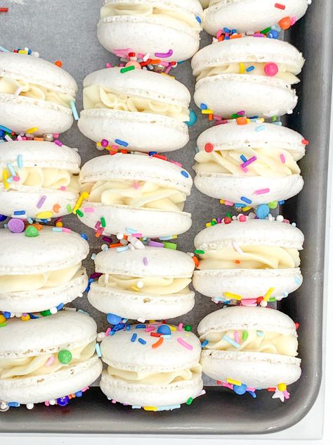 Macaroon Recipe Without Almond Flour, Batter Off, Cake Batter Recipes, French Macaroon Recipes, Macaroon Cake, Cake Batter Cookies, Macaron Filling, Macaron Cookies, Raw Cake