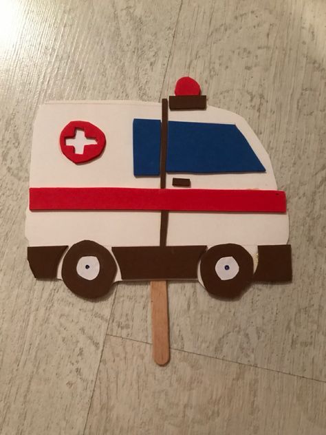 Ambulance Craft, 3d Pictures, Community Helpers, Art And Craft, Ambulance, Wooden Toy Car, Wooden Toys, Crafts For Kids, Toy Car