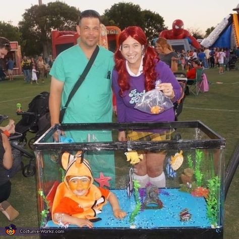 Finding Nemo Halloween Costume, Nemo Halloween, Wagon Halloween Costumes, Halloween Costume College, Diy Costumes For Boys, Halloween Costume Awards, Finding Nemo Costume, Nemo Costume