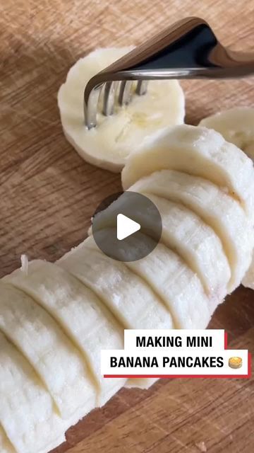 LADbible on Instagram: "Mini banana pancakes look so tasty 🍌🥞⁠ ⁠ 🎥: @butterbroetchen.yt⁠ ⁠ #reels #reel #reelsinstagram #video #videos #trending #viral #2024⁠" Banana Dipped Pancakes, Breakfast Ideas No Eggs, Breakfast Ideas Sweet, Mini Banana Pancakes, Pancake Banana, Pancakes Banana, Banana Dip, Banana Pancake, Banana Pancakes Recipe