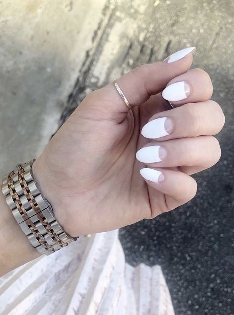 White half moon almond nails Nails With Half Moon, Half White Nails, Half Moon French Nails, White Half Moon Nails, Vintage Halfmoon Manicure, Nail Half Moon, Half Moon Mani, White Tip Nail Designs, Cute Almond Nails