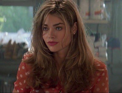 juvéderm richie on Twitter: "denise richards in wild things. rt if you agree… " Drew Barrymore 90s, 90s Haircuts, Denise Richards, 90s Hairstyles, Long Brown Hair, Fluffy Hair, Grunge Hair, Aesthetic Hair, Layered Hair