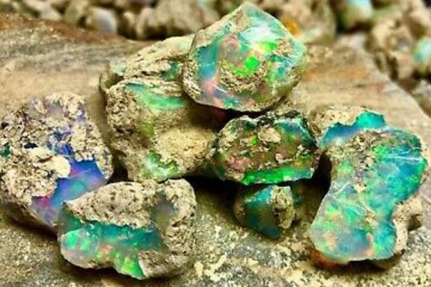 The 25 Best Spots For Gem Mining In Missouri In 2024 Diy Mining For Gems, Crystal Mining Bag, Crystal Mining, Gem Hunting U.s. States, Rock Hounding Idaho, Gem Hunt, Rock Tumbling, Lapidary Supplies, Falls Creek