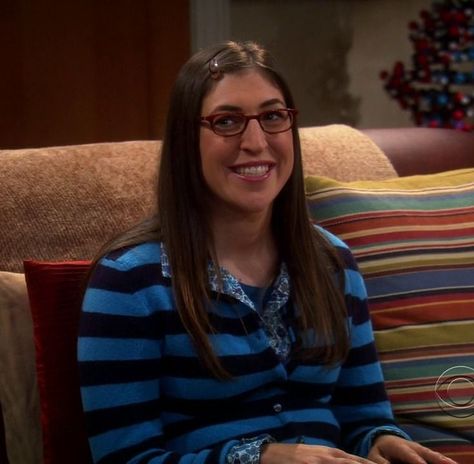 ~Big Bang Theory Icons Big Bang Theory Costumes, Big Bang Theory Series, Melissa Raunch, Amy Farrah Fowler, The Bigbang Theory, Mayim Bialik, Tv Show Outfits, Elle Woods, The Big Bang Theory