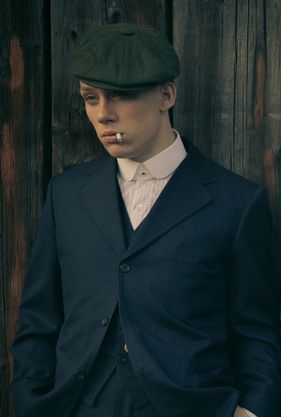 John Michael Shelby, also called Johnny or John Boy, is the third of Shelby siblings and a member of the Peaky Blinders. Along with his two older brothers Thomas and Arthur Shelby Jr., John was a soldier of the Warwickshire Yeomanry, which served as cavalry and machine gunners in the First World War. Joe Cole Actor, John Shelby Peaky Blinders, John Shelby, Peaky Blinders Series, Peaky Blinders Wallpaper, Joe Cole, Peaky Blinders Tommy Shelby, John Boy, Hope Photography