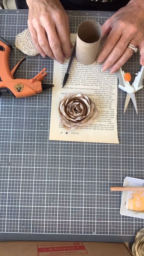 Flat paper rose tutorial | Rosa, paper, book, tutorial | Hi friends, here is the flat paper rose tutorial, I used book pages for this one but you can use any type of paper that you like ❤🌹 I hope you find this... | By Hearts & Halos Designs by Sherry | Facebook Hearts And Halos Designs By Sherry, Book Page Roses Diy How To Make, Book Page Flowers Diy How To Make, Paper Bag Roses Diy, Book Page Flowers Diy, Book Paper Flowers, Flowers From Paper, Twilight Christmas, Paper Flowers Tutorial