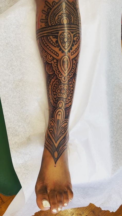 Shin Leg Tattoo, Let Tattoos For Women, Women’s Leg Sleeve, Half Leg Sleeves For Females, Leg Sleeve Ideas, Leg Sleeves For Females, Black People Tattoos, Ma Tattoo