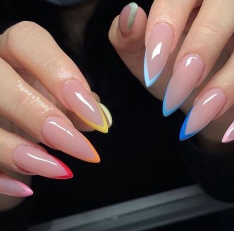 Draw Nails, Acrylic Nails Stiletto, Nails Yellow, Stiletto Nails Designs, Makijaż Smokey Eye, Soft Nails, Acrylic Nails Coffin Short, Pedicures, Classy Nails