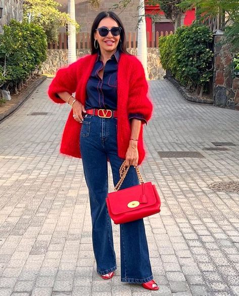 Dior Knitwear, Red Bag Outfit, Shoes Gucci, Red Cardigan, Pretty Style, Fashion Quotes, Knitwear Cardigan, Best Fashion, Red Fashion