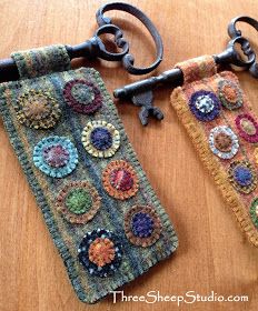 Three Sheep Studio: Wool Pennies And Skeleton Keys... Wool Pennies, Sewing Project Ideas, Wool Felt Projects, Wool Applique Patterns, Skeleton Keys, Wool Quilts, Penny Rug, Wool Embroidery, Felt Embroidery