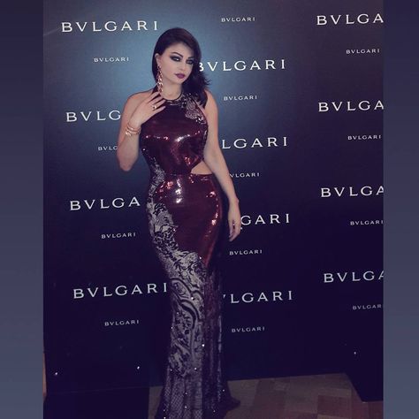 The Official Haifa Wehbe Instagram. Instagraming life, glamour, & MJK 💋 Haifa Wehbe Style, Haifa Wahbi, Haifa Wehbe, Arabic Makeup, Paper Fashion, Races Fashion, Makeup Quotes, Haifa, Gala Dinner